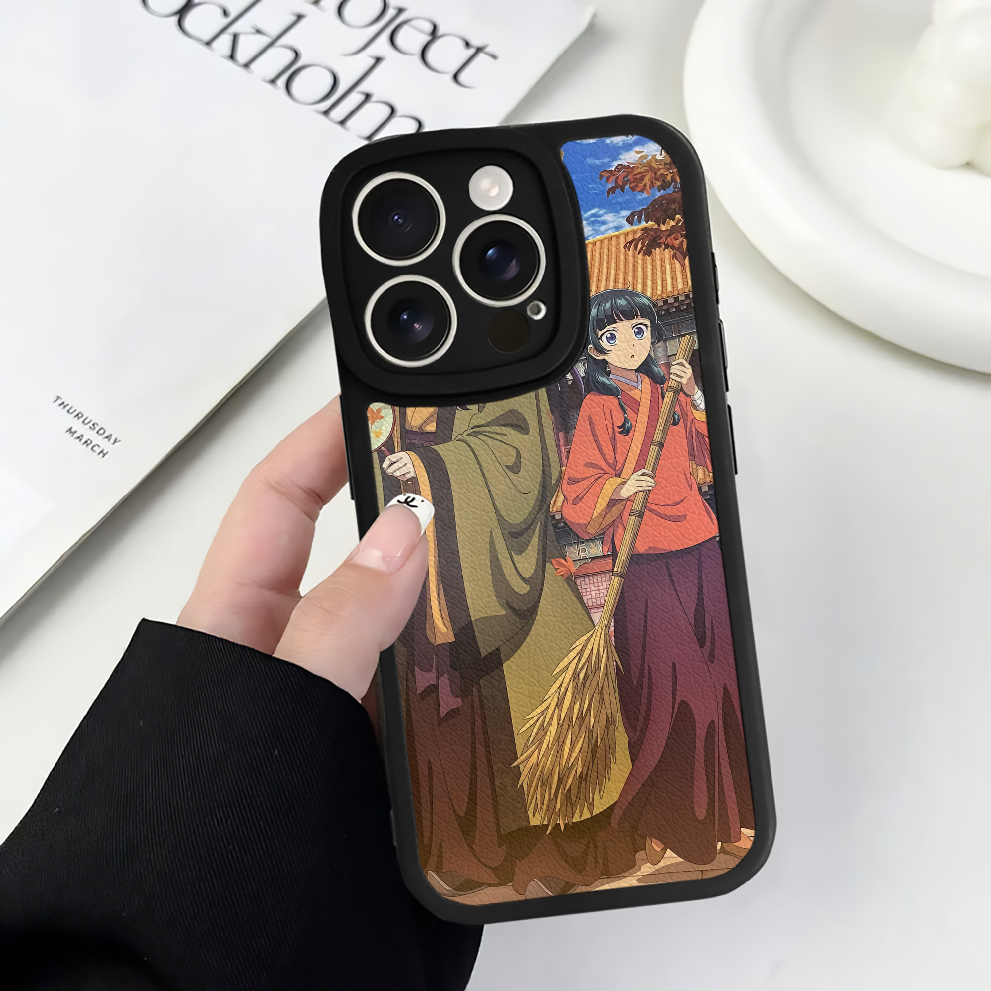 薬屋のひとりごと The Apothecary Diaries 【iPhone 16シリーズ対応】シリコンスマホケース（レザー調） 材質：シリコン
